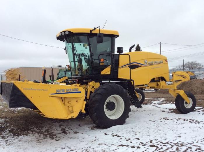 New Holland Speedrower 220+ with&nbsp;416+ Durabine Header