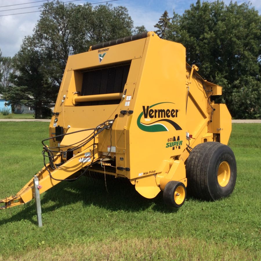 Vermeer 605 Super M Baler 