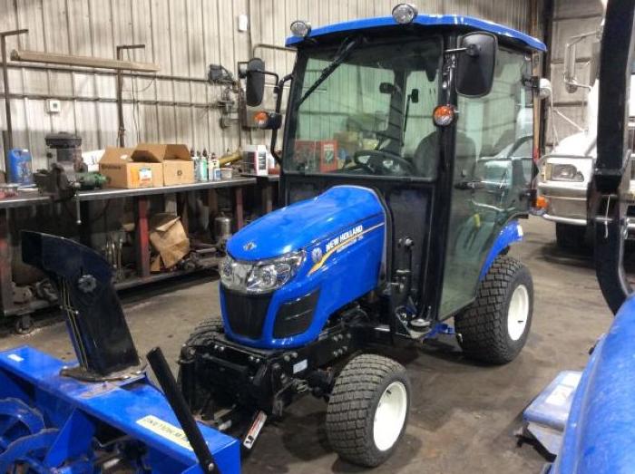 New Holland Workmaster 25S w/Cab & Snowblower